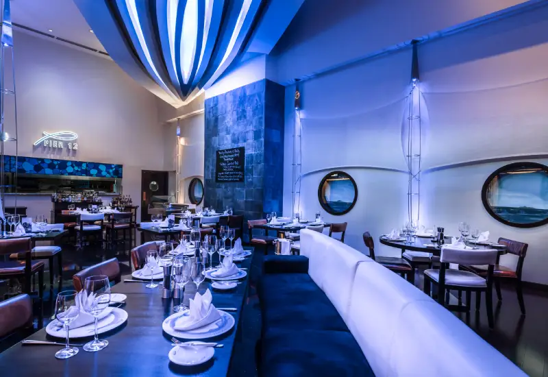 radisson blu hotel doha bar